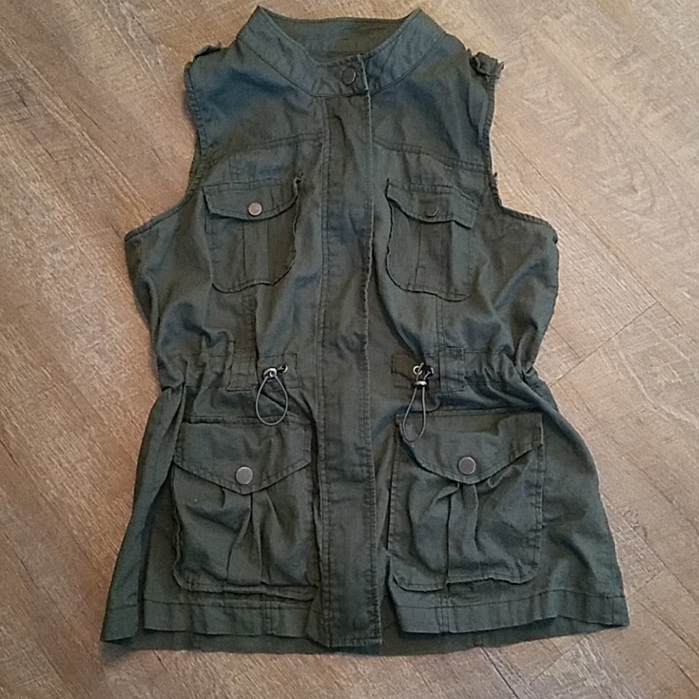 Maurices Vest Size XL